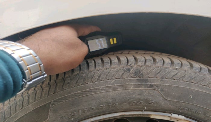 2013 Nissan Sunny XV PETROL, Petrol, Manual, 36,727 km, tyre