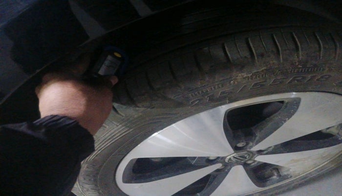 2024 MG Windsor EV Essence, Electric, Automatic, 16,397 km, tyre