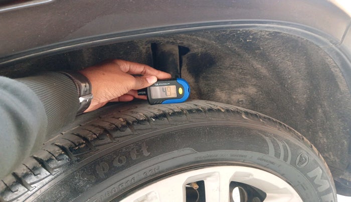 2019 Maruti Vitara Brezza VDI AMT, Diesel, Automatic, 35,476 km, tyre