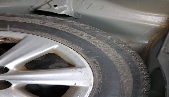 2012 Toyota Corolla Altis G PETROL, Petrol, Manual, 1,87,067 km, tyre