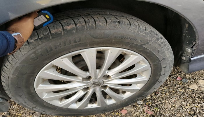 2016 Maruti Ciaz ZDI SHVS, Diesel, Manual, 1,28,244 km, tyre