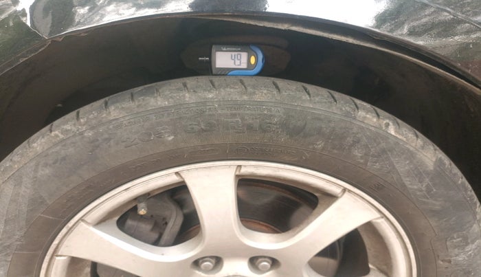 2013 Chevrolet Cruze LT, Diesel, Manual, 91,150 km, tyre