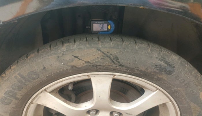 2013 Chevrolet Cruze LT, Diesel, Manual, 91,150 km, tyre