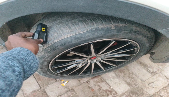 2018 Tata NEXON XMA DIESEL, Diesel, Automatic, 57,080 km, tyre