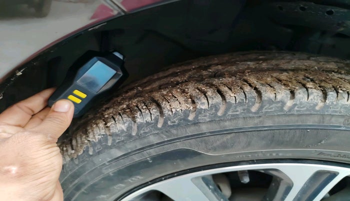 2023 Honda Amaze 1.2L I-VTEC VX, Petrol, Manual, 6,326 km, tyre