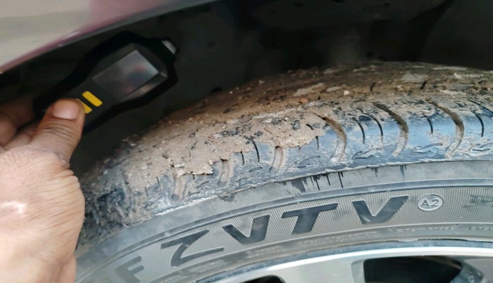 2023 Honda Amaze 1.2L I-VTEC VX, Petrol, Manual, 6,326 km, tyre