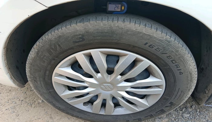 2018 Maruti Dzire VXI, Petrol, Manual, 2,17,256 km, tyre