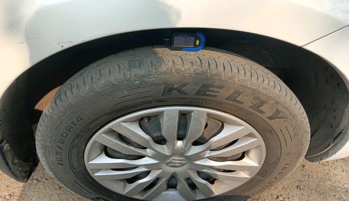 2018 Maruti Dzire VXI, Petrol, Manual, 2,17,256 km, tyre
