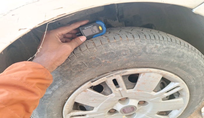 2012 Fiat Grand Punto ACTIVE 1.3, Diesel, Manual, 38,410 km, tyre