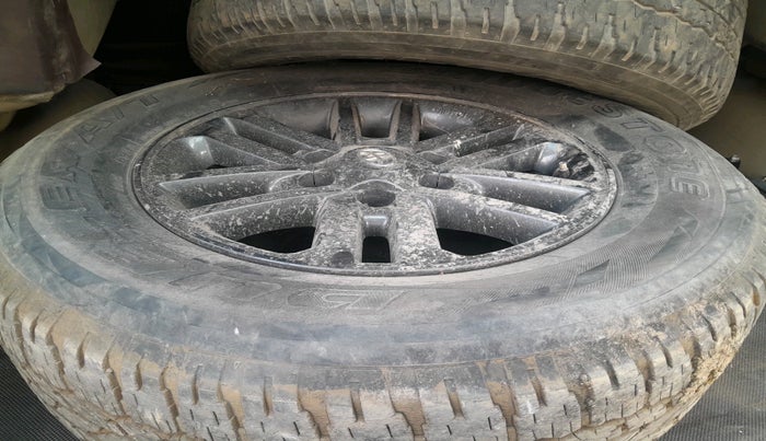 2011 Toyota Fortuner 3.0 4X4 MT, Diesel, Manual, 1,04,754 km, tyre