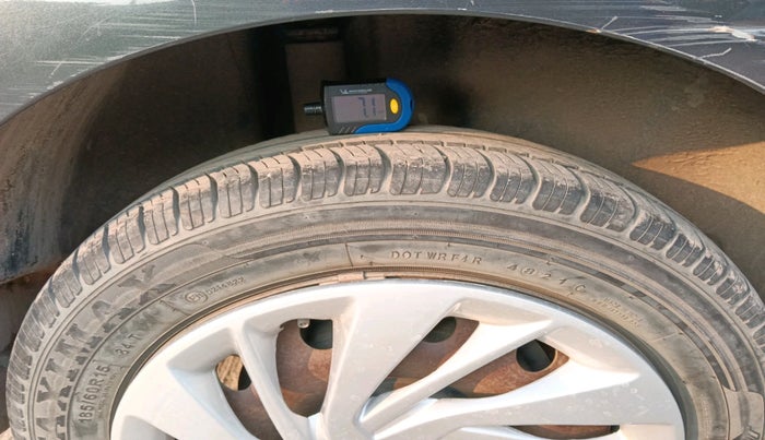 2016 Volkswagen Vento COMFORTLINE 1.2 TSI AT, Petrol, Automatic, 55,246 km, tyre