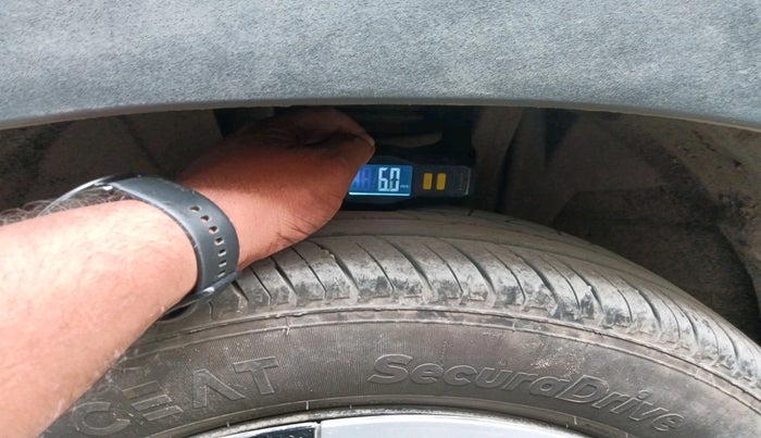 2025 Nissan MAGNITE Acenta B4D 1.0 Petrol MT, Petrol, Manual, 8,603 km, tyre