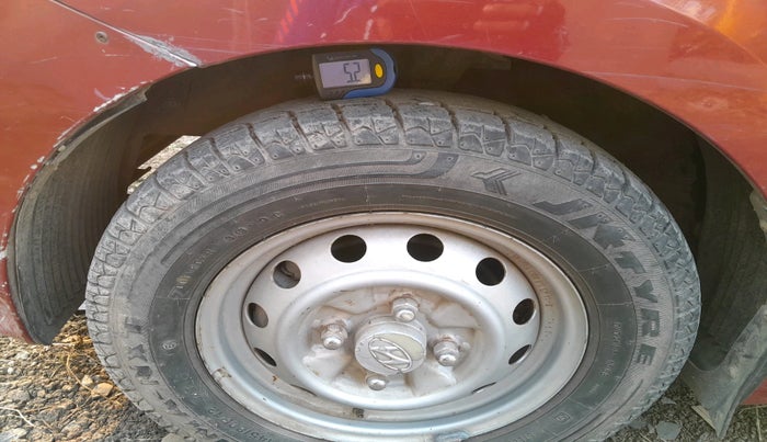 2012 Hyundai Eon ERA +, Petrol, Manual, 30,175 km, tyre