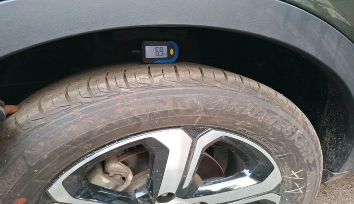 2022 Tata NEXON XZA PLUS (HS) PETROL, Petrol, Automatic, 32,392 km, tyre