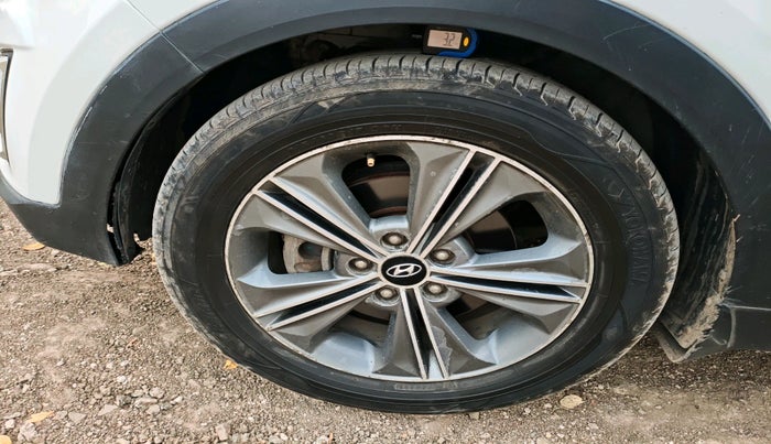 2016 Hyundai Creta SX PLUS AT 1.6 PETROL, Petrol, Automatic, 77,583 km, tyre