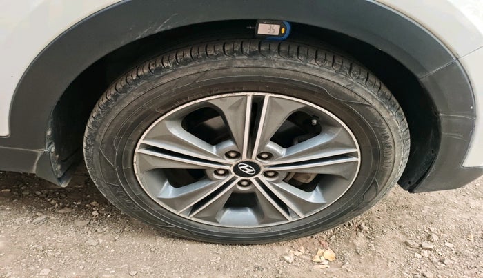 2016 Hyundai Creta SX PLUS AT 1.6 PETROL, Petrol, Automatic, 77,583 km, tyre