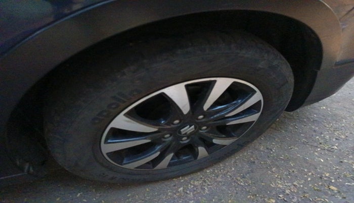 2018 Maruti S Cross DELTA 1.3, Diesel, Manual, 1,01,320 km, tyre