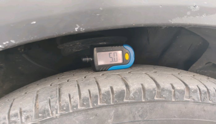 2017 Hyundai Creta S PLUS 1.4 DIESEL, Diesel, Manual, 1,19,153 km, tyre