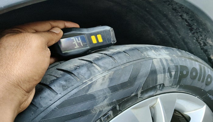 2022 Skoda KUSHAQ AMBITION 1.0L TSI MT, Petrol, Manual, 51,324 km, tyre