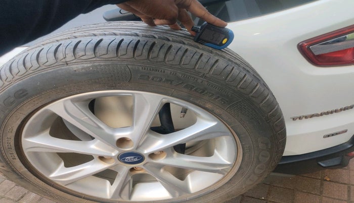 2018 Ford Ecosport TITANIUM 1.5L DIESEL, Diesel, Manual, 1,29,421 km, tyre