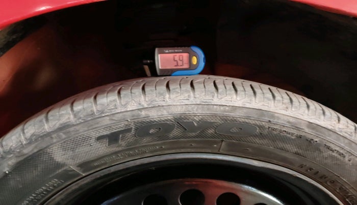 2018 Maruti Swift VXI, Petrol, Manual, 1,67,892 km, tyre