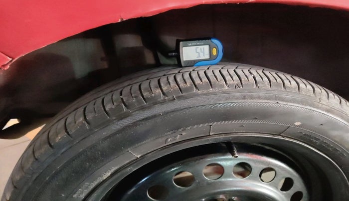 2018 Maruti Swift VXI, Petrol, Manual, 1,67,892 km, tyre