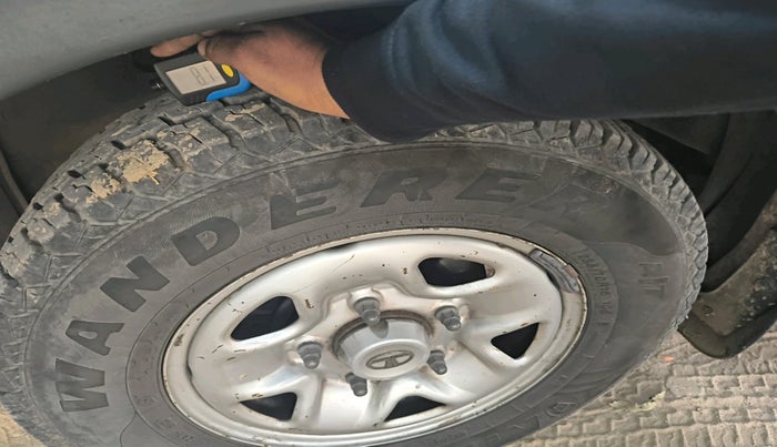 2018 Tata Hexa XM 4X2 7 STR, Diesel, Manual, 42,689 km, tyre