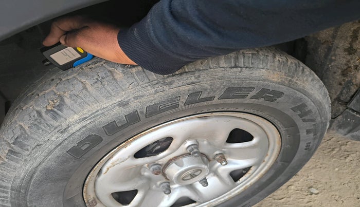 2018 Tata Hexa XM 4X2 7 STR, Diesel, Manual, 42,689 km, tyre