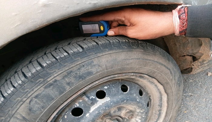 2015 Datsun Go T, Petrol, Manual, 57,500 km, tyre