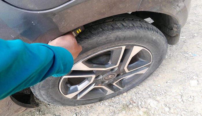 2019 Tata Tiago XZ PLUS PETROL, Petrol, Manual, 67,325 km, tyre