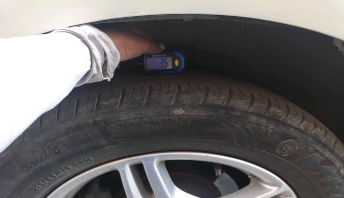 2020 Mahindra MARAZZO M2 8 STR, Diesel, Manual, 85,705 km, tyre