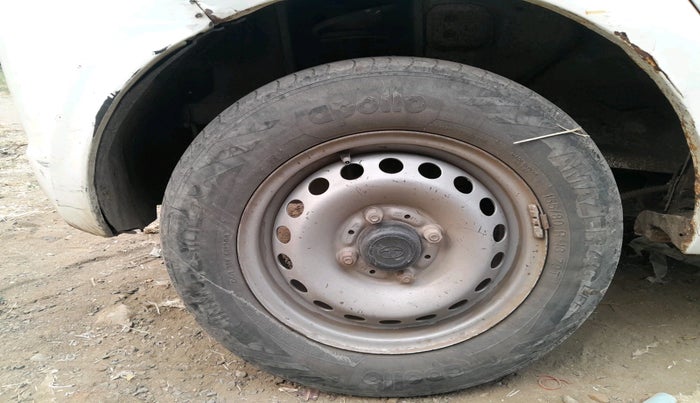 2019 Tata Tiago XE DIESEL, Diesel, Manual, 2,39,780 km, tyre