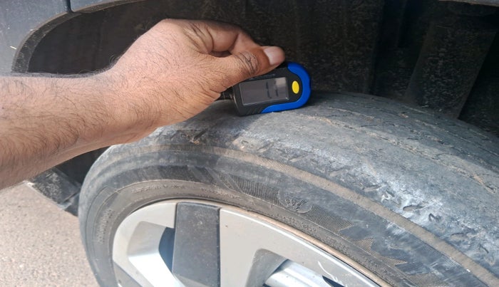 2021 Nissan MAGNITE XE, Petrol, Manual, 30,791 km, tyre