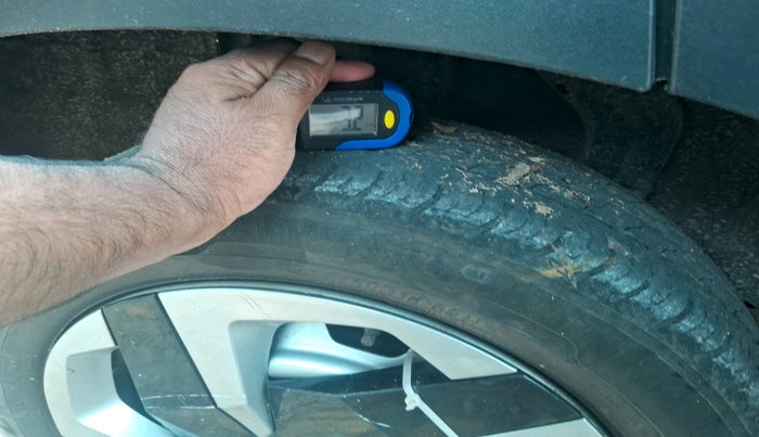 2021 Nissan MAGNITE XE, Petrol, Manual, 30,791 km, tyre