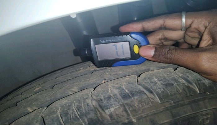 2021 Hyundai NEW I20 SPORTZ 1.2 MT, Petrol, Manual, 28,224 km, tyre