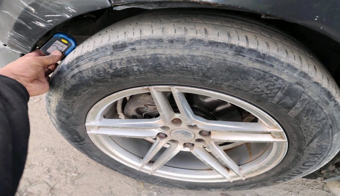 2014 Ford Ecosport TREND 1.5L DIESEL, Diesel, Manual, 1,09,211 km, tyre