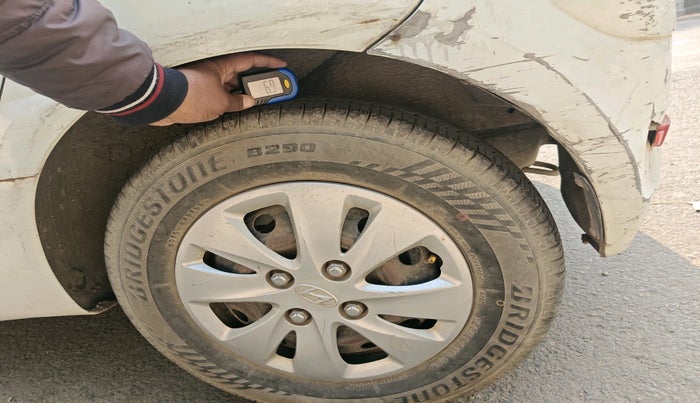 2011 Hyundai i10 MAGNA 1.2, Petrol, Manual, 82,606 km, tyre