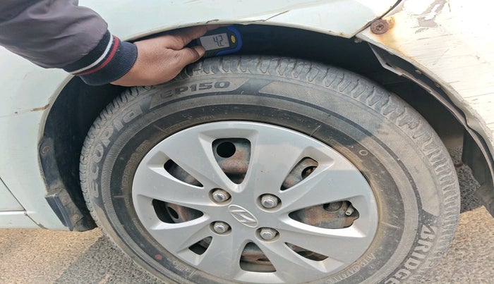 2011 Hyundai i10 MAGNA 1.2, Petrol, Manual, 82,606 km, tyre