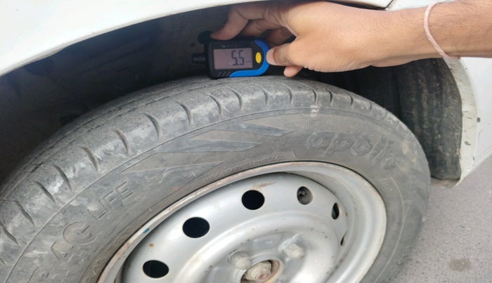 2012 Maruti Wagon R 1.0 LXI, Petrol, Manual, 27,014 km, tyre