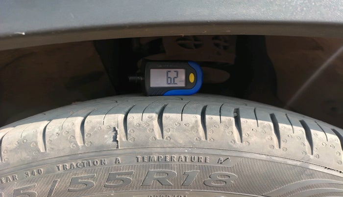 2021 MG HECTOR SHARP 2.0 DIESEL, Diesel, Manual, 1,18,010 km, tyre