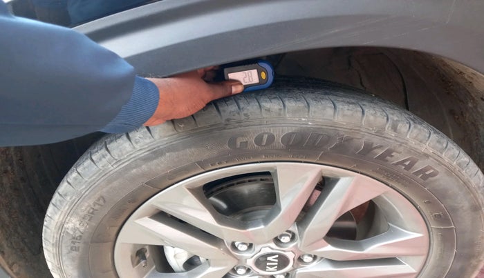 2020 KIA SELTOS HTX 1.5 PETROL, Petrol, Manual, 35,986 km, tyre