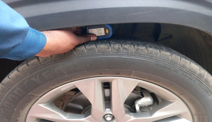 2020 KIA SELTOS HTX 1.5 PETROL, Petrol, Manual, 35,986 km, tyre