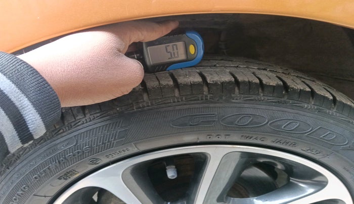 2017 Hyundai Grand i10 ASTA 1.2 KAPPA VTVT, Petrol, Manual, 43,185 km, tyre