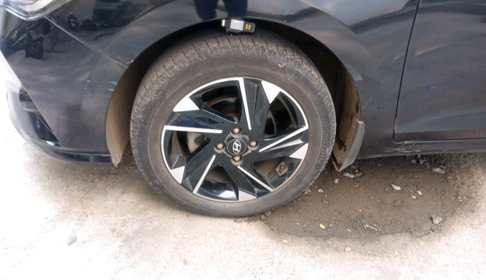 2021 Hyundai Verna SX 1.5 VTVT IVT, Petrol, Automatic, 46,684 km, tyre