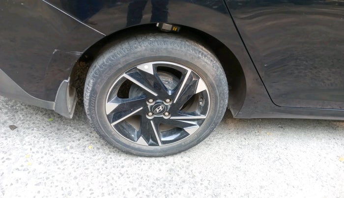 2021 Hyundai Verna SX 1.5 VTVT IVT, Petrol, Automatic, 46,684 km, tyre