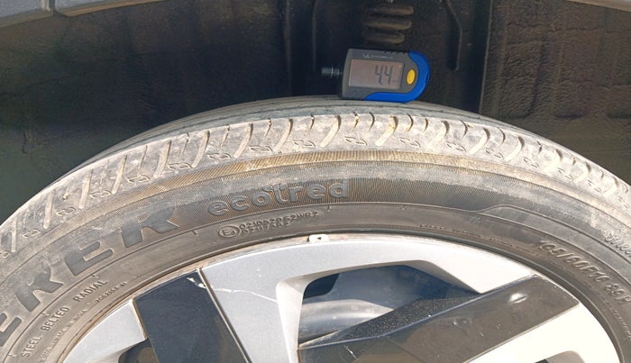 2023 Nissan MAGNITE XL, Petrol, Manual, 52,306 km, tyre