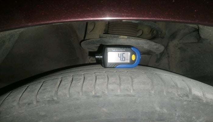 2012 Nissan Teana 250XV, Petrol, Automatic, 74,749 km, tyre