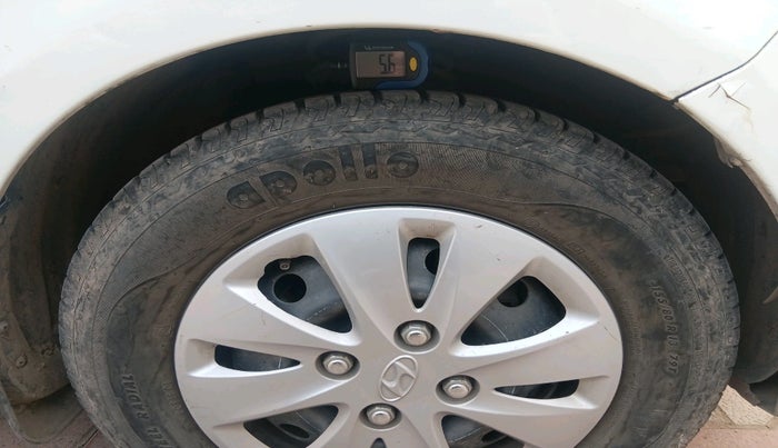 2012 Hyundai i10 SPORTZ 1.2, Petrol, Manual, 80,760 km, tyre