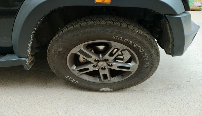 2023 Mahindra Thar LX D AT 4WD HT, Diesel, Automatic, 17,053 km, tyre