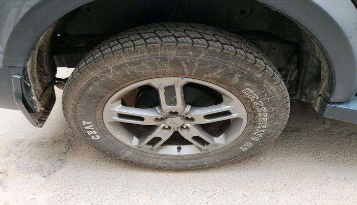 2023 Mahindra Thar LX D AT 4WD HT, Diesel, Automatic, 17,053 km, tyre